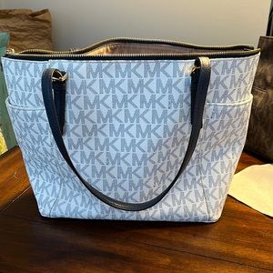 Authentic Michael Kors Jet Set Travel large tote and matching wallet